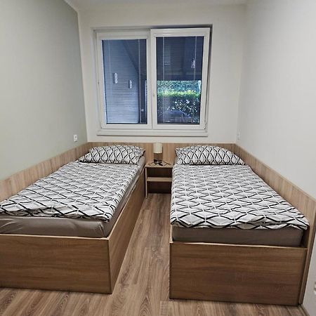 Rezidence Belehradska Leilighet Most Eksteriør bilde